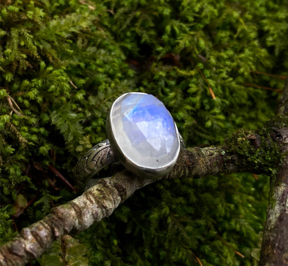 Rainbow Moonstone and Sterling Silver Floral Ring | Size 8-8.5